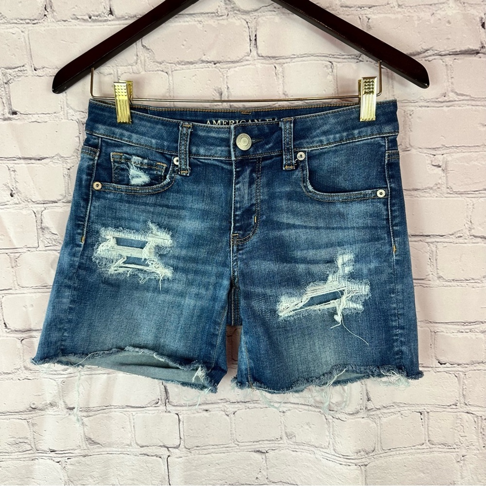 American Eagle Outfitters Women 4 midi Ripped denim Shorts distressed cutoff